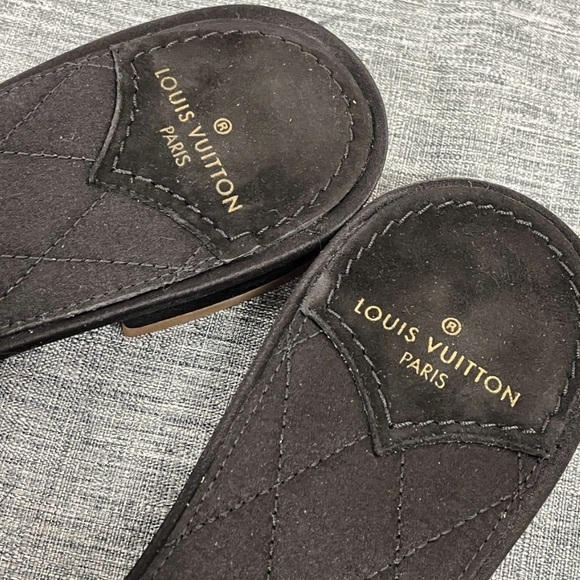 NWOT Louis Vuitton Logo Crystal & Ostrich Feather Black Slides - Size 38 - Picture 5 of 7